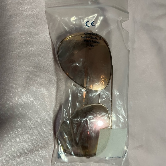 Michael kors sunglasses - Picture 4 of 5